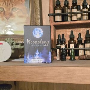 MOONOLOGY Oracle Cards